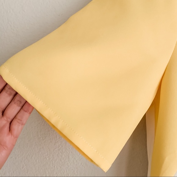 Woman Blouse in White, Yellow & Coral.  Size M - Picture 4 of 7